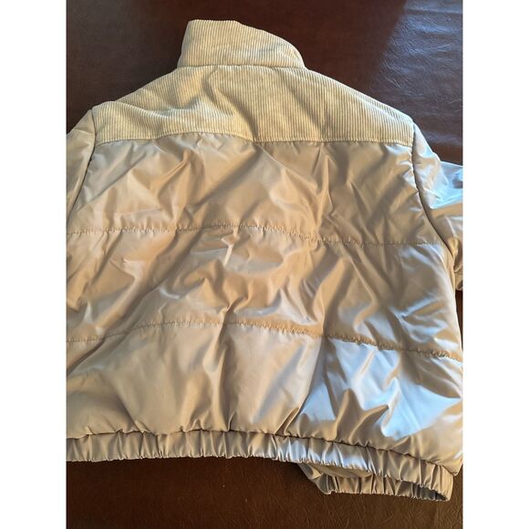 Garage Tan with Black Zipper Cropped Winter Coat Size S - Picture 9 of 9